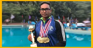 রিলে সাঁতারে ইংলিশ চ্যানেল পাড়ি দিলেন সাবেক সাঁতারু সাগর